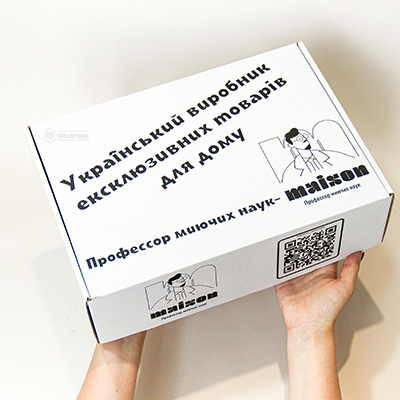 коробка с логотипом мейсон